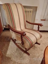 Sedia a Dondolo vintage 