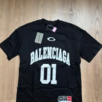 T shirt balenciaga