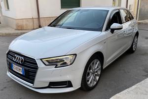 AUDI A3 1.600  110 CV