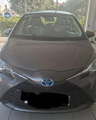 Toyota Yaris 1.5 Hybrid 5 porte Active