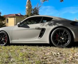 Porsche cayman 718 gts 4.0