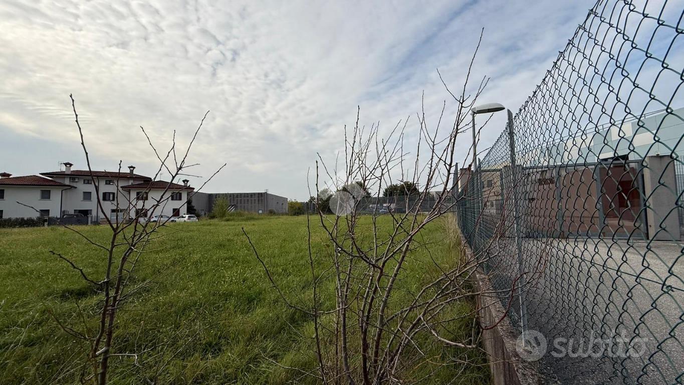 TER. RESIDENZIALE A PORDENONE - Vista 5