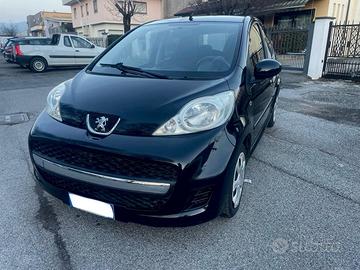 Peugeot 107 1.0 68CV 5p. Desir per Neopatentati