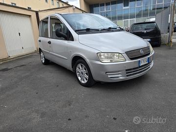 Fiat Multipla 1.9 MJT Emotion possibilita 12 mesi 