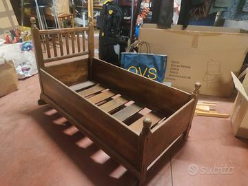 culla porta piante in legno 