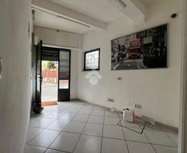 NEGOZIO A FIRENZE