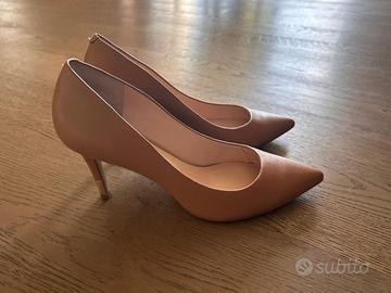 Scarpe Guess décolleté cammello con tacco n.38
