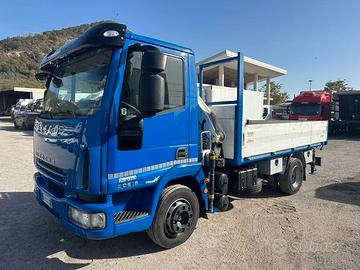 Iveco Eurocargo 80E18 cassone fisso con gru