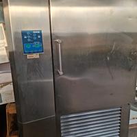 Abbattitore IRINOX 26 Teglie