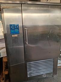 Abbattitore IRINOX 26 Teglie