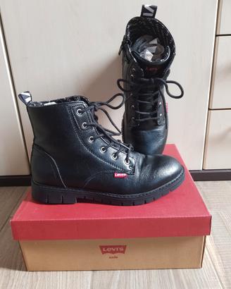 Anfibio basso Levi's  n° 38.