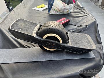 Floatwheel ADV [GUASTO] + Accessori + Protezioni
