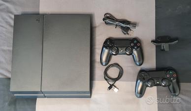 Play Station 4 - 1TB