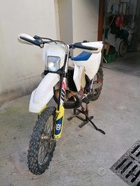 Enduro Husqvarna 300 Ti