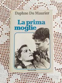 Libro vintage "(Rebecca) La prima moglie" DM. 1981