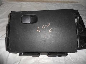 PORTA DOCUMENTI FIAT 500 L Living 199B4000 (13>16)