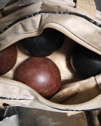Boccie da bocciodromo per appassionati.