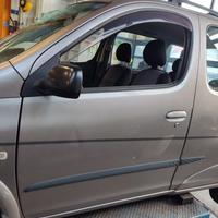 Porta anteriore sx nuda TOYOTA YARIS VERSO 2003