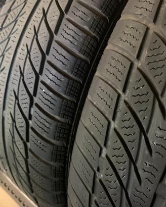 Gomme Invernali 205/45 R17