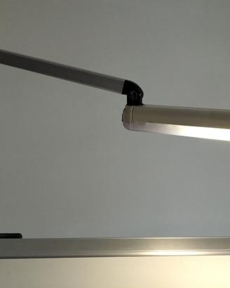 Neolt Lampada snodabile per tecnigrafo