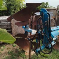 Aratro voltaorecchio