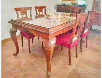 pregiato antico tavolo in legno massello 