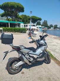 Honda xadv 2019