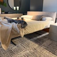 LAGO - Letto Steel imbottito nuovo da expo