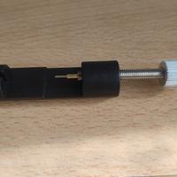 Attrezzo modifica cinturino orologio