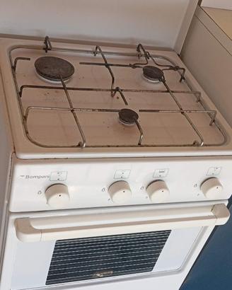 piccola cucina a gas