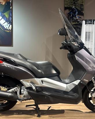 Yamaha X-Max 250 TECH BLACK