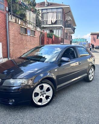 Audi A3 1.9 TDI 140 cv cambio automatico
