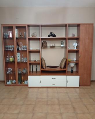   Parete attrezzata 