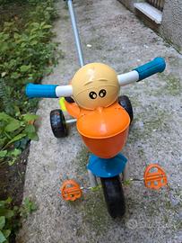 Triciclo Chicco Pellicano con maniglione