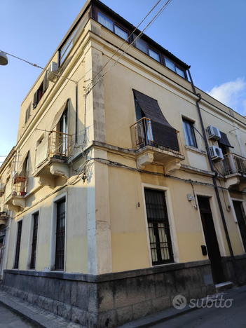 Catania centro storico/piazza Palestro