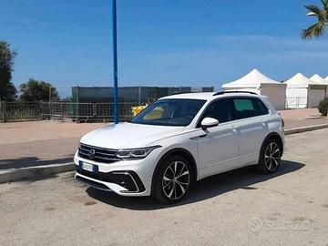 Tiguan R- line 2.0  150 cv  Dsg 7m