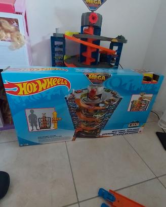 Garage hotwheels