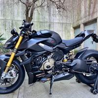 Ducati Streetfighter V4s