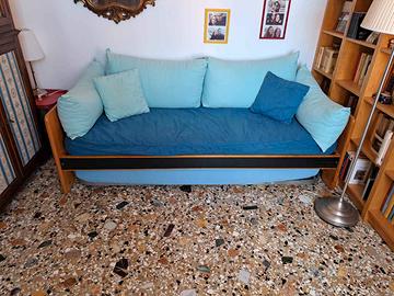 Divano letto a due piazze più secondo divano letto