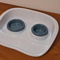 Set vassoio in plastica con 2 ciotole Cani o Gatti