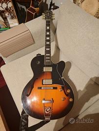 chitarra semiacustica Cort Yorktown