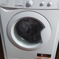 Lavatrice indesit IWC 71253 