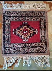 Piccolo tappetino orientale Bokhara annodato 30x32