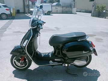 Vespa 300 GTS hpe