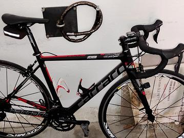 bici da corsa in carbonio 