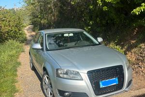 Audi a3 1.6 tdi young edition