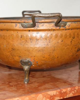 Paiolo in rame antico