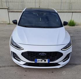 Ford Focus ST LINE X 155cv mk4.5 benz/ibrid