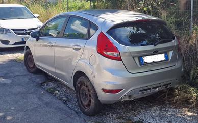 Ford fiesta 2011 - 82cv  150'000km