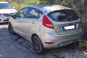 Ford fiesta 2011 - 82cv  150'000km